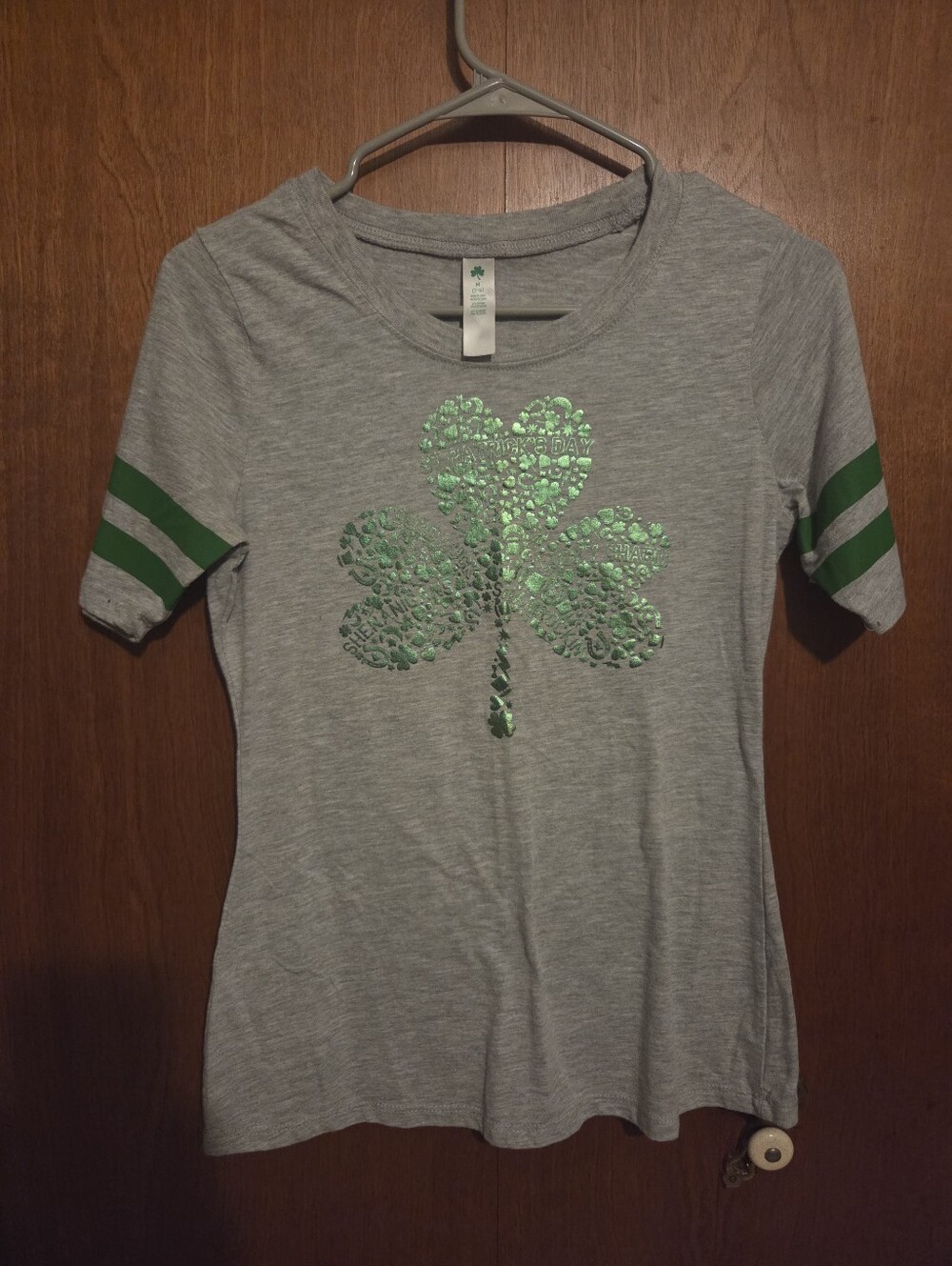 Womens' Gray T-Shirt with Green Shamrock